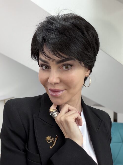 Peruka Elegant-czarny-Gisela Mayer - włosy krótkie